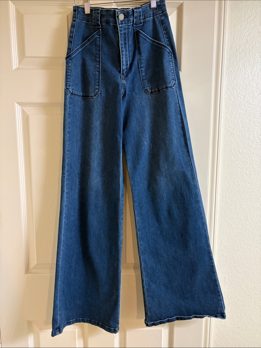 High-Rise Wide Leg Jeans in Dark Blue Denim
